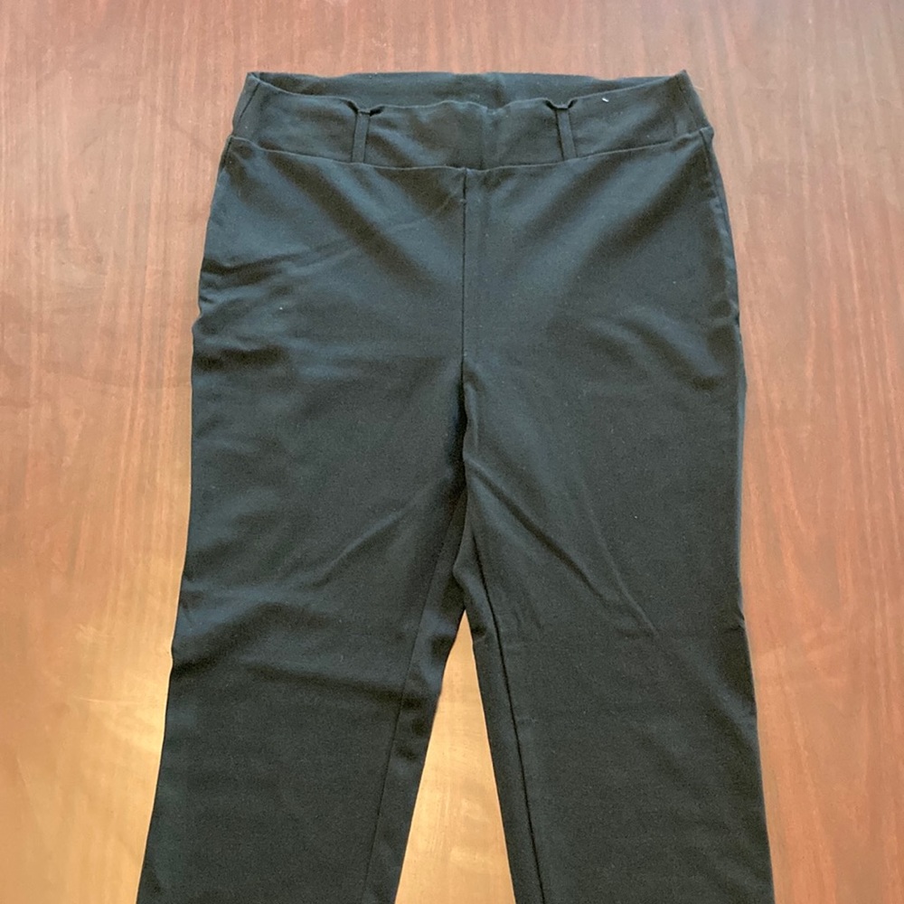 Forever 21, 1X, black pants.